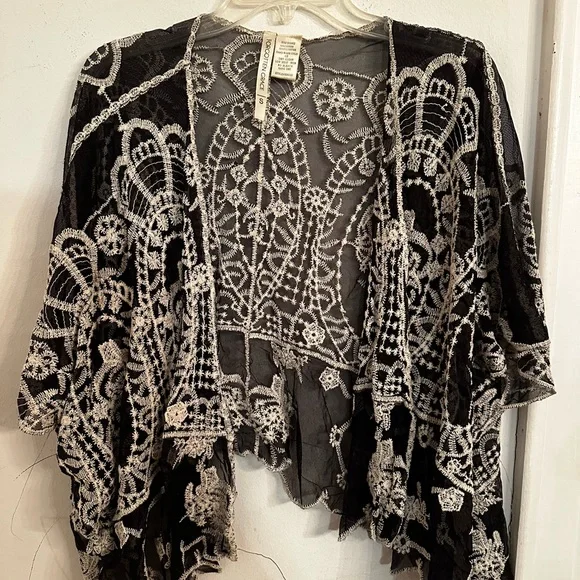 Lace Shawl Black Sheer Embroidered Cardigan - Forgotten Grace - Small - Picture 5 of 7